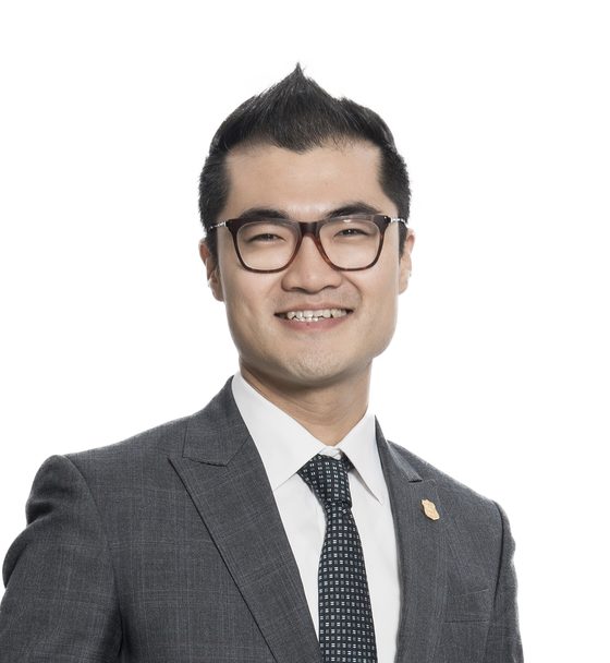 Steve Hur (Soochang Hur), financial consultant